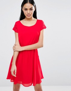 Короткое приталенное платье с карманами Pussycat London - Красный