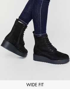 Ботинки для широкой стопы на платформе и шнуровке New Look - Черный