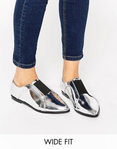 Остроносые туфли на плоской подошве для широкой стопы ASOS MIGHTY - Серебряный