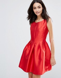 Атласное структурированное приталенное платье City Goddess - Красный