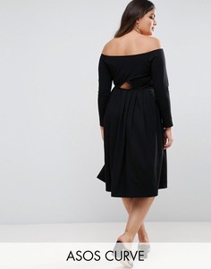 Платье миди с открытыми плечами, длинными рукавами и запахом ASOS CURVE - Черный