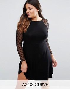 Короткое приталенное платье с рукавом из сеточки в горошек ASOS CURVE - Черный