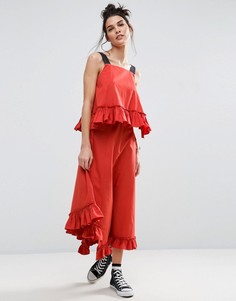 Хлопковое платье макси с оборками и бретельками в рубчик ASOS - Красный