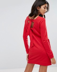 Свободное трикотажное платье с завязками на спине Daisy Street - Красный