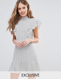 Платье с отделкой рюшами в горошек Closet London - Мульти
