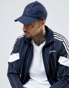 Синяя кепка из искусственной замши adidas Originals BK7004 - Синий