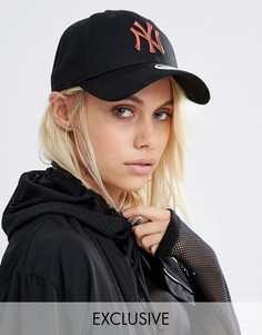 Кепка с вышивкой New Era 9Forty - Черный