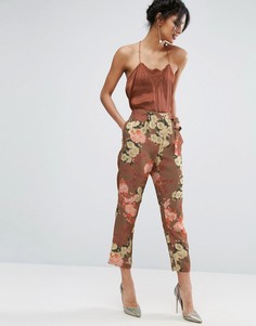 Брюки галифе с поясом и цветочным принтом ASOS - Мульти