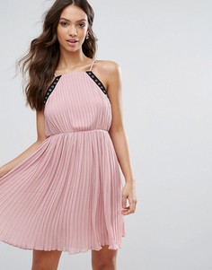 Короткое приталенное платье Glamorous - Розовый