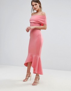 Платье с открытыми плечами и баской Club L - Розовый