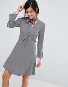 Платье-рубашка с завязкой у горловины Closet London - Мульти