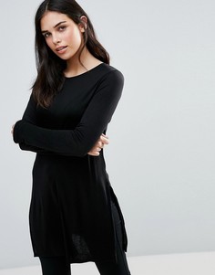 Короткое приталенное трикотажное платье с длинными рукавами Dex - Черный