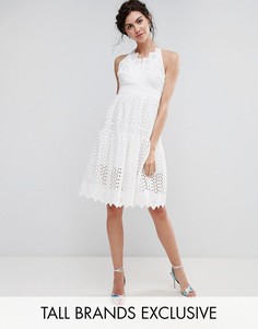Кружевное платье для выпускного с запахом True Decadence Tall - Белый