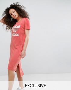 Платье-футболка с удлиненным краем adidas Originals - Розовый