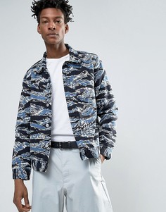Джинсовая куртка с тигровым камуфляжным принтом Weekday Core - Синий