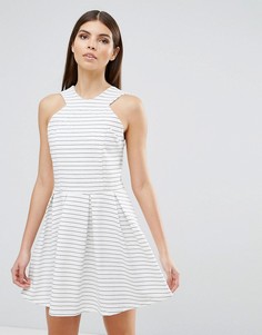 Короткое приталенное платье в полоску d.RA Rosalie - Белый