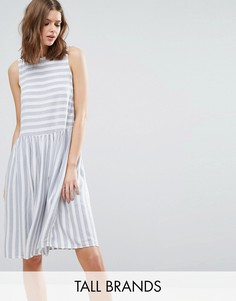Короткое приталенное платье в полоску Vero Moda Tall - Белый