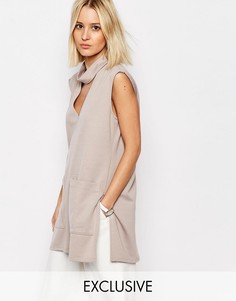 Туника в рубчик с V-образным вырезом и карманами House of Sunny - Бежевый