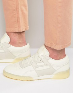 Белые кожаные низкие кроссовки Reebok Workout Butter AR1421 - Белый