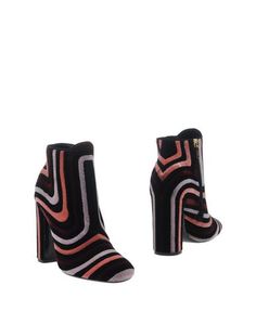 Полусапоги и высокие ботинки Salvatore Ferragamo