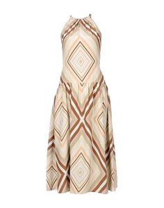Длинное платье Valentino