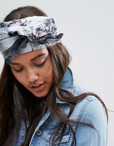 Широкий шелковистый головной платок с цветочным принтом ASOS - Мульти