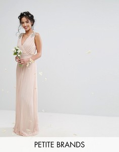 Плиссированное платье макси с отделкой на плечах TFNC Petite Wedding - Розовый