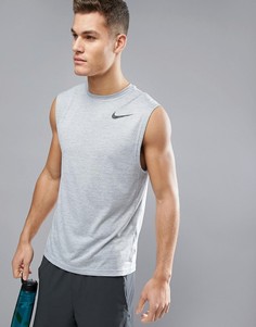 Серая обтягивающая майка из быстросохнущей ткани Dri-FIT Nike Training 742234-065 - Серый