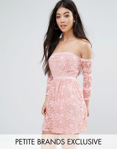 Кружевное короткое приталенное платье Boohoo Petite - Розовый