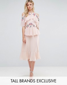 Платье миди с вышивкой, оборкой по краю и завязкой Frock And Frill Tall - Розовый