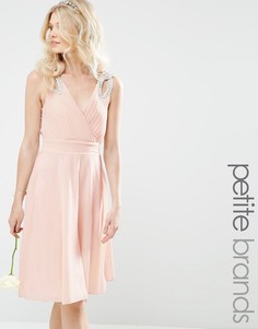Платье миди для выпускного с декорированными плечиками TFNC Petite WEDDING - Розовый