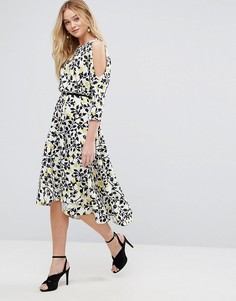 Асимметричное платье миди с ремнем и открытыми плечами Closet - Мульти