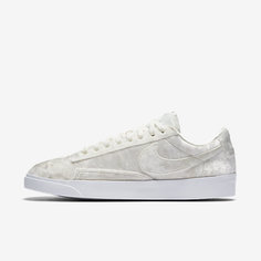 Женские кроссовки Nike Blazer Low LX