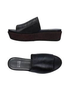 Сандалии Stuart Weitzman