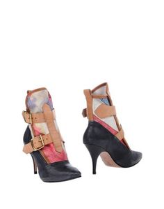 Полусапоги и высокие ботинки Vivienne Westwood
