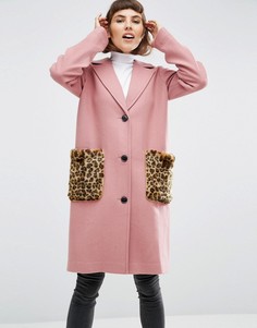 Пальто с добавлением шерсти с карманами из искусственного меха с леопардовым принтом ASOS - Розовый