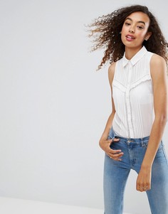 Рубашка без рукавов с кружевной отделкой и складками ASOS - Белый