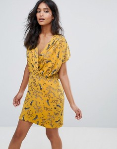 Платье с цветочным принтом и запахом Liquorish - Желтый