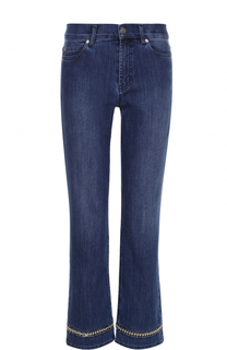 Укороченные джинсы с потертостями и декоративной отделкой Escada Sport