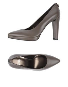 Туфли Stuart Weitzman