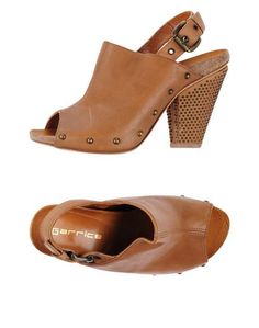 Сандалии Garrice
