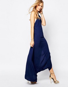 Синее платье макси с лифом халтер Flynn Skye Tyra - Темно-синий