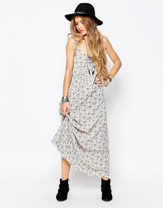 Платье макси на бретельках с цветочным принтом Glamorous - Мульти