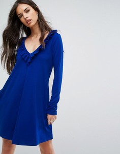 Платье мини с V-образным вырезом и оборкой Outrageous Fortune - Синий