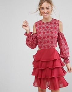 Платье с кружевом и оборками Isla Allegro - Розовый