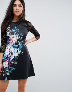 Короткое приталенное платье с кружевными рукавами и цветочным принтом Lipsy - Мульти