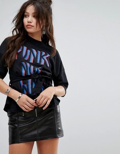 Футболка с принтом Punk Not War PrettyLittleThing - Черный