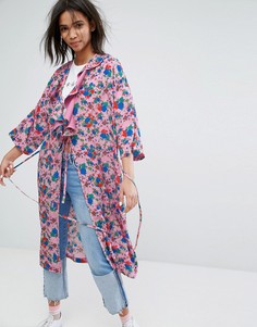 Свободное кимоно с рюшами и цветочным принтом STYLENANDA - Розовый