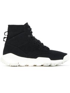 хай-топы 'SFB Field' Nike