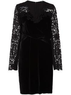 платье с вышивкой на рукавах Elie Tahari